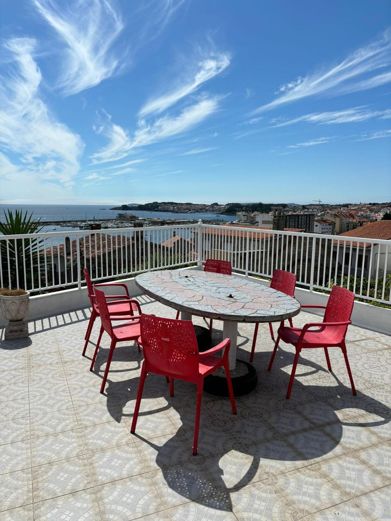 Planta Baja Con Gran Terraza De 2 A 4 Habitaciones Sanxenxo Bagian luar foto
